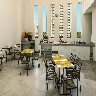 Krystal Urban Cancun & Beach Club מראה חיצוני תמונה