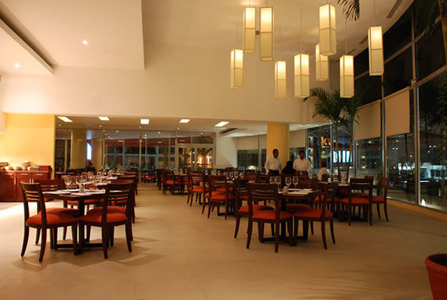 Krystal Urban Cancun & Beach Club מראה חיצוני תמונה